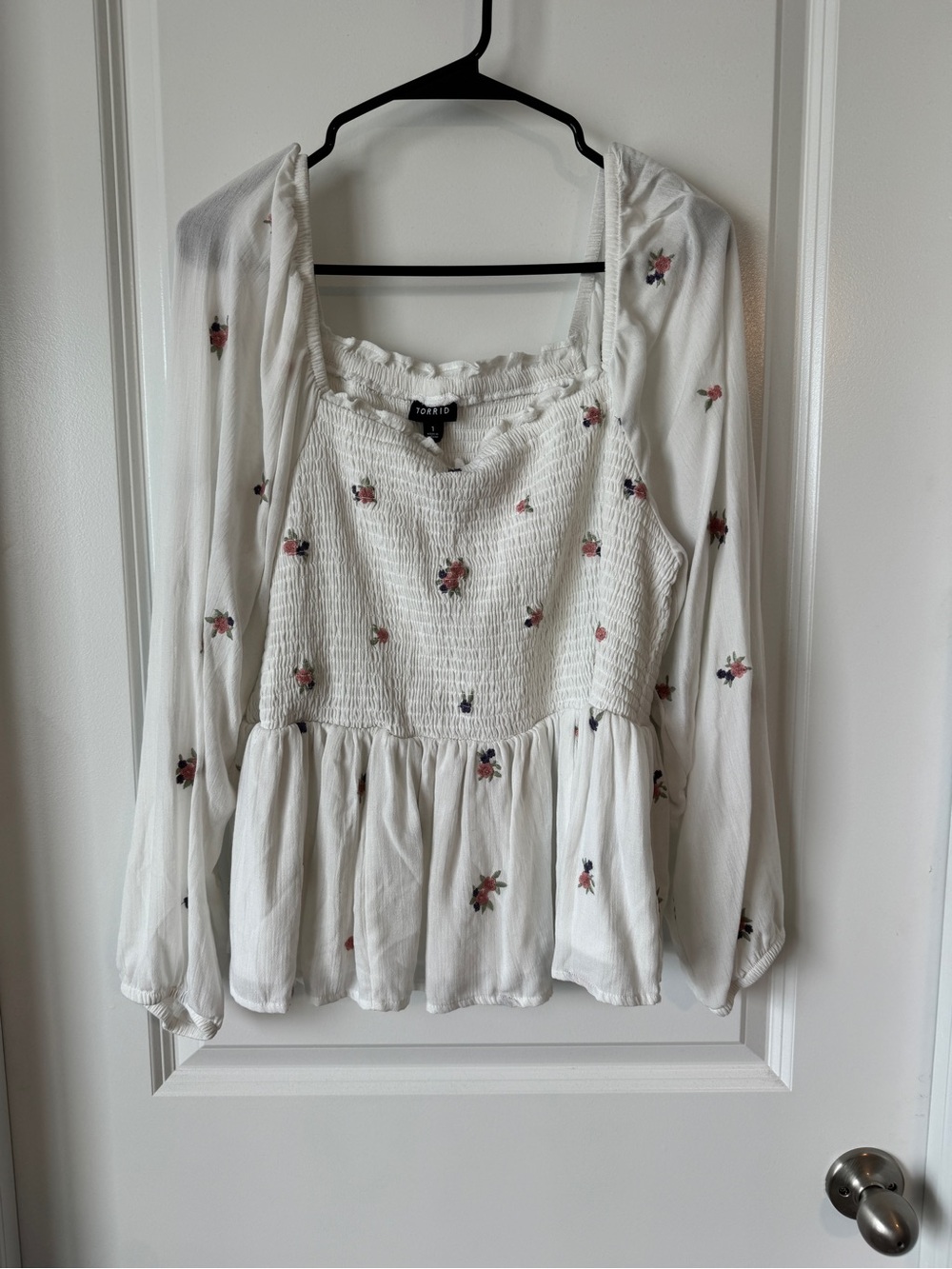 torrid White Floral Smocked Peplum Blouse